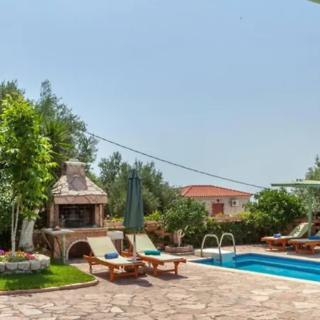 וילה Aimilios Villa- Private Pool And Stunning View! Mousata
