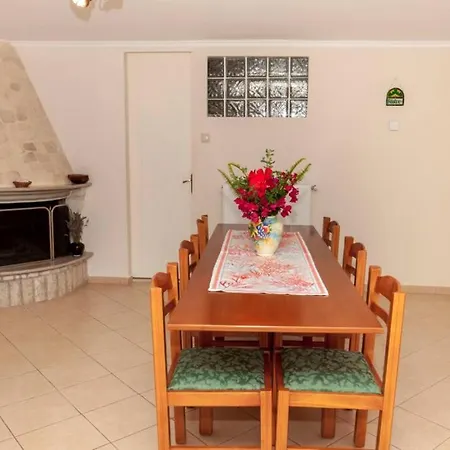 Aimilios Villa- Private Pool And Stunning View! וילה *